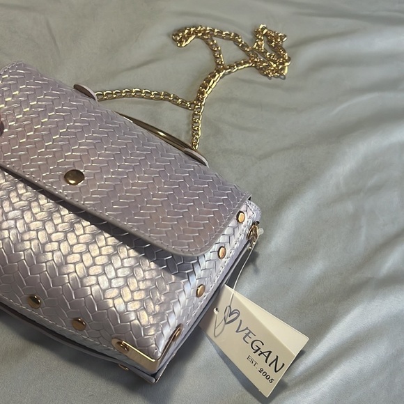 💜NEW💜 Vegan EST. 2005 Cross Body Purse - Picture 3 of 10
